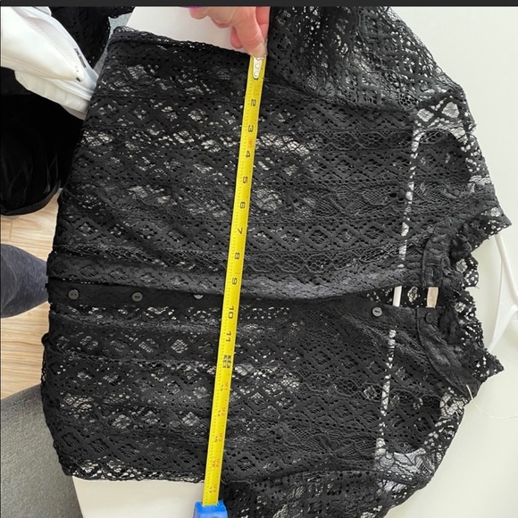 Last chance- lowest price 🖤NWOT Gold Hawk Lace Blouse and Cami - Picture 7 of 7